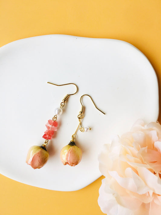 Hotpink Rose Dried Flower with Pearl & Crystal Bracelet & Asymmetry Drop Earrings Jewelry Set