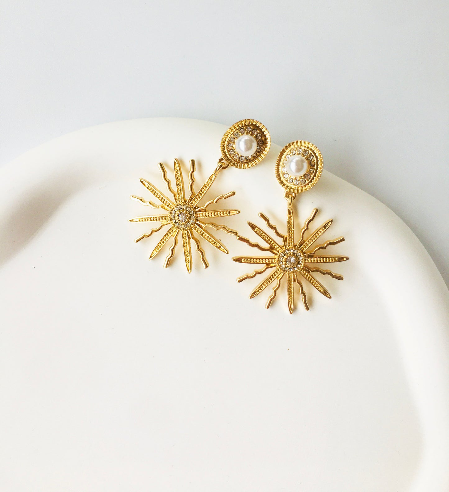 Gold Sun Crystal-Pearl Drop Earrings & Crystal Chain Link Bracelet & Wavy Band Ring Jewelry Set