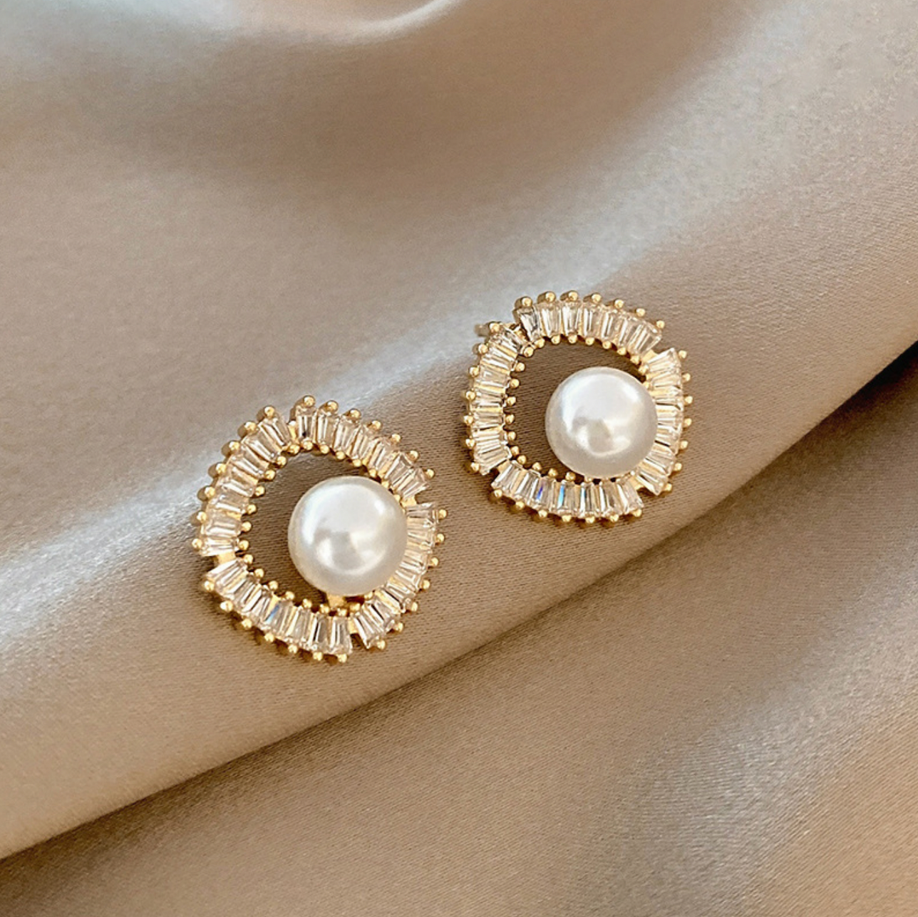 Zircon Decor Necklace & Crystal-Pearl Stud Earrings Jewelry Set