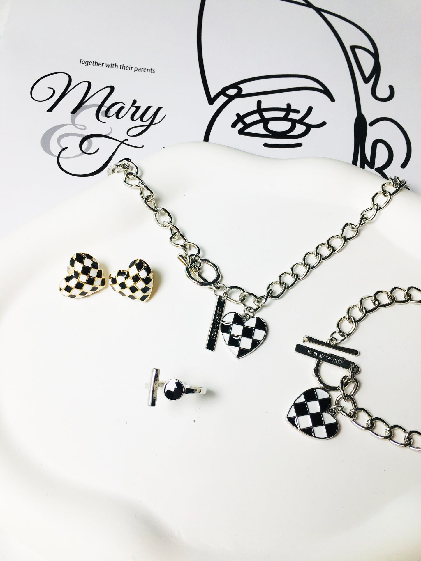 Vintage Black and White Checkerboard Heart Pendant Jewelry Set