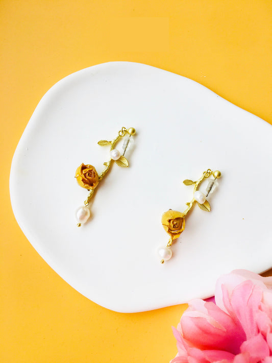 Rose Dried Flower with Pearl & Gold Leaf Drop Earrings