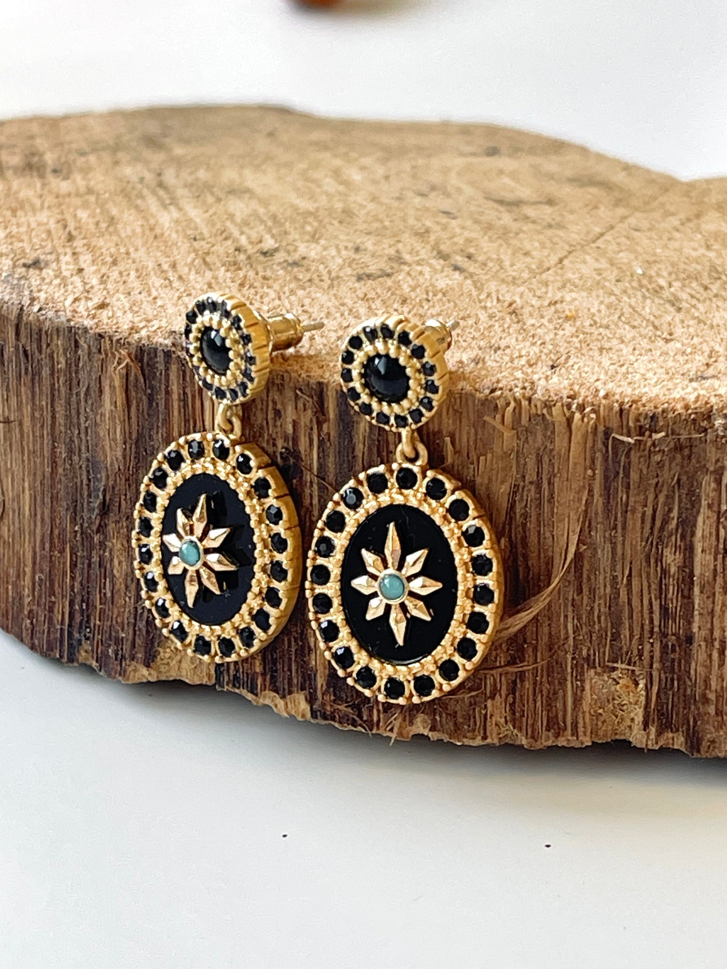 French Vintage Black Spinel Star Earrings