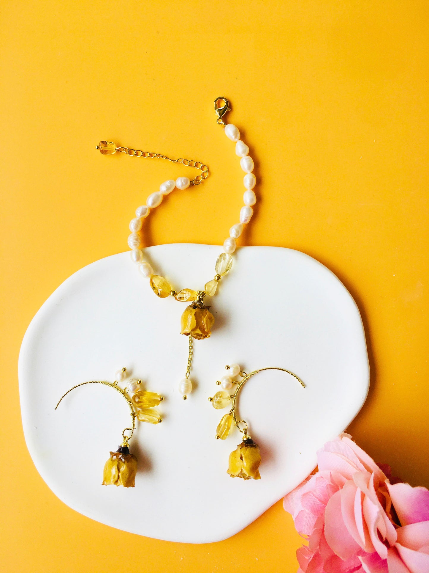 Rose Dried Flower with Pearl & Crystal Bracelet & Drop Earrings Jewelry Set