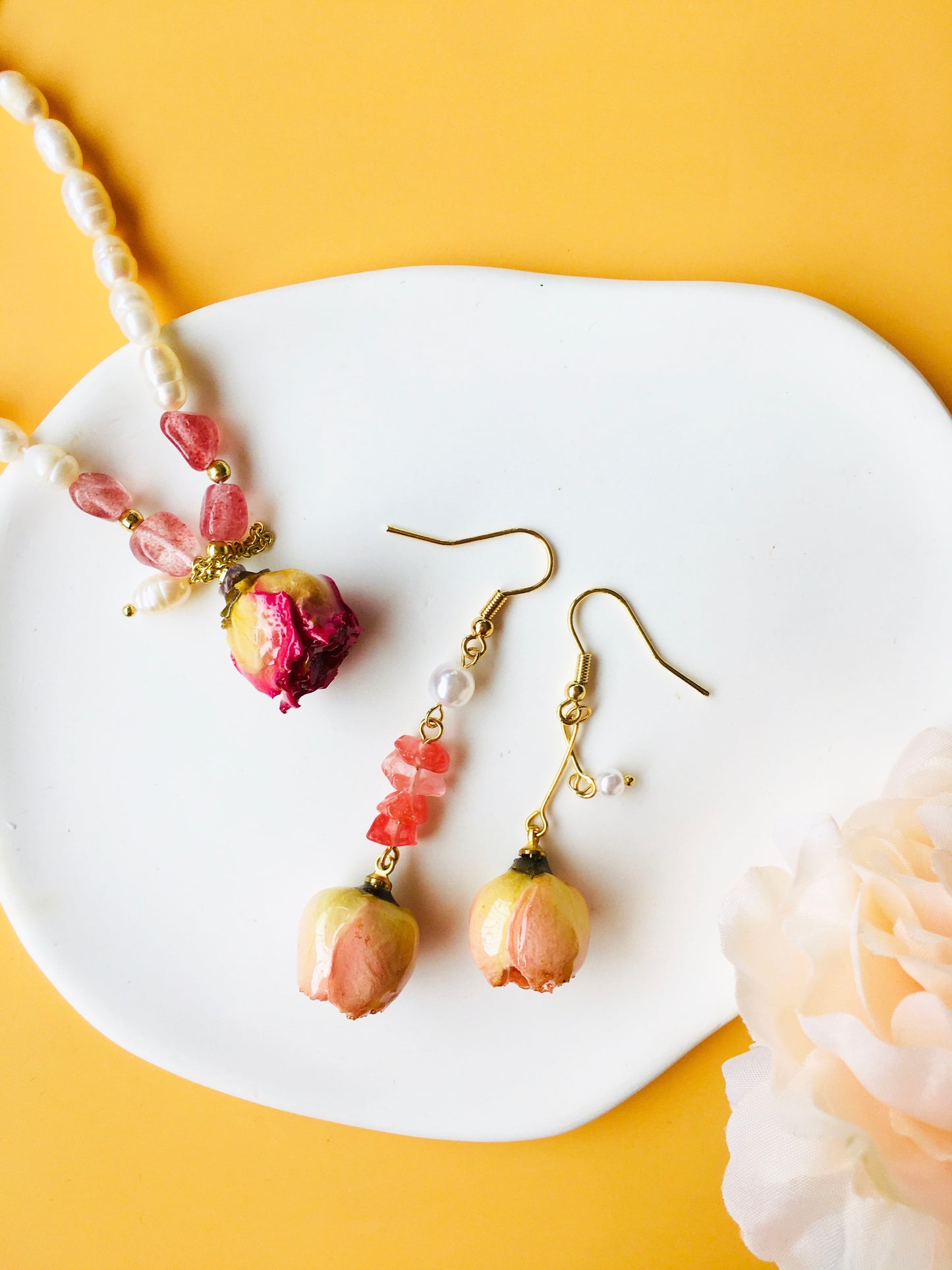 Hotpink Rose Dried Flower with Pearl & Crystal Bracelet & Asymmetry Drop Earrings Jewelry Set