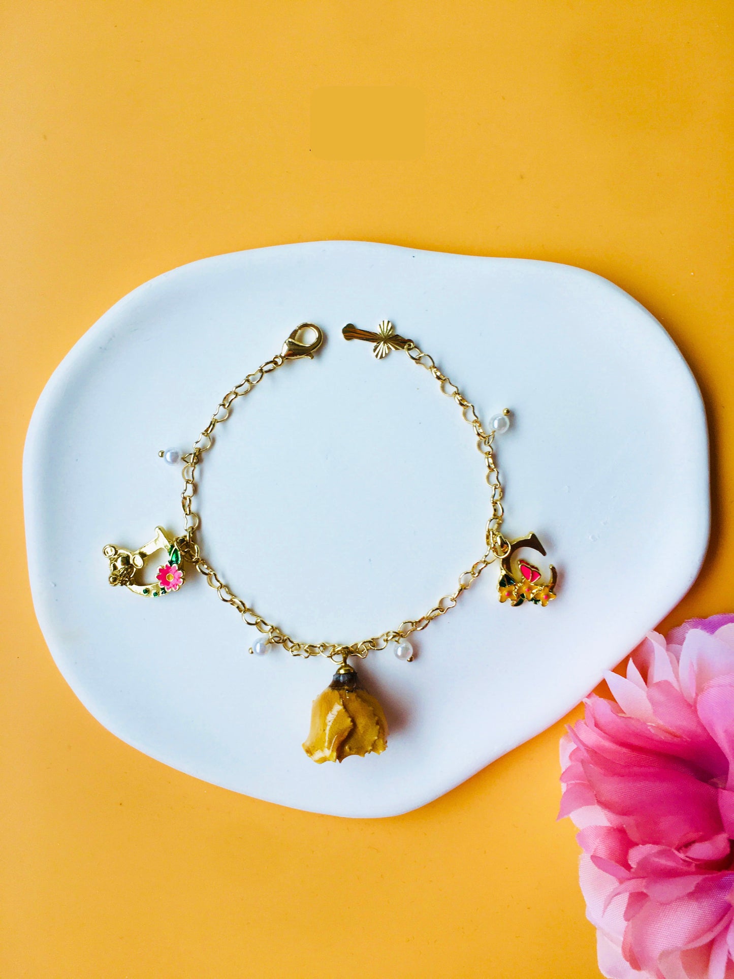 Yellow Rose Dried Flower with Pearl & Letter Pendant Bracelet & Crystal Drop Earrings Jewelry Set
